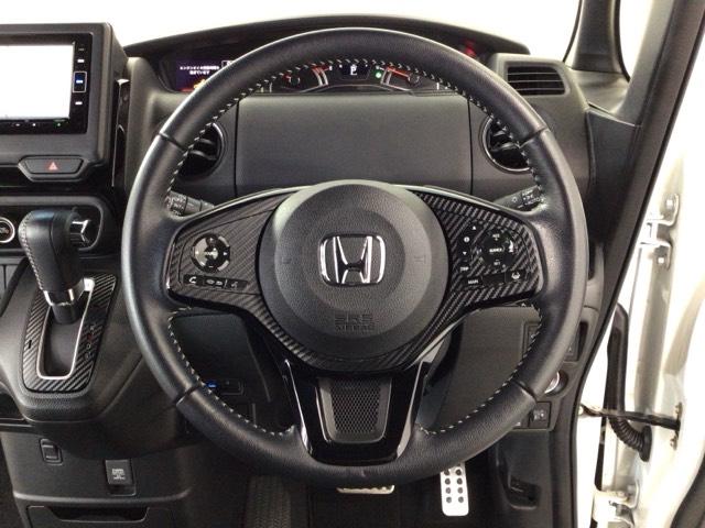 Ｎ－ＢＯＸカスタム Ｌターボ　ＬＥＤ・フルセグ・メモリナビ・バックカメラ・純正ＡＷ・シートヒーター・ＥＴＣ　地デジチューナー　衝突軽減ブレーキサポート　ＬＥＤヘッドライ　１オーナー　アイドリングＳ　ターボエンジン　ＰＳ　エアバック（17枚目）