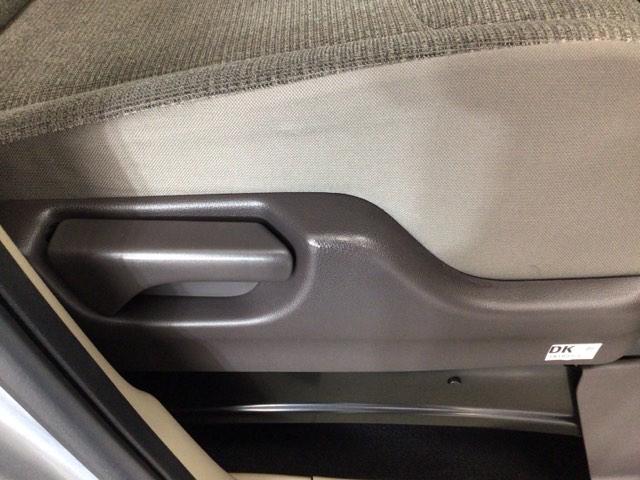 Ｎ－ＢＯＸ Ｇホンダセンシング　ＬＥＤ・フルセグ・メモリナビ・バックカメラ・ＥＣＯスイッチ・スマートキー　禁煙　盗難防止システム　ＥＴＣ付　ナビＴＶ　スマキー　ＤＶＤ再生機能　横滑り防止　ＵＳＢ　パワーウィンドウ　ＡＡＣ　地デジＴＶ（23枚目）