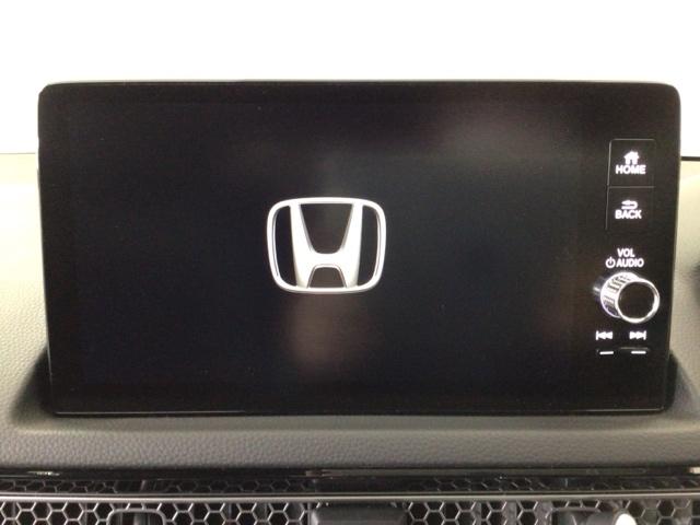 シビック ｅ：ＨＥＶ　ＬＥＤ・フルセグ・メモリナビ・バックカメラ・純正ＡＷ・ホンダＣＯＮＮＥＣＴ　盗難防止システム　クリアランスソナー　オートクルーズコントロール　地デジフルセグ　後カメラ　１オーナー車　ＵＳＢポート　禁煙（6枚目）