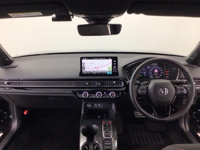 シビック ｅ：ＨＥＶ　ＬＥＤ・フルセグ・メモリナビ・バックカメラ・純正ＡＷ・ホンダＣＯＮＮＥＣＴ　盗難防止システム　クリアランスソナー　オートクルーズコントロール　地デジフルセグ　後カメラ　１オーナー車　ＵＳＢポート　禁煙（16枚目）