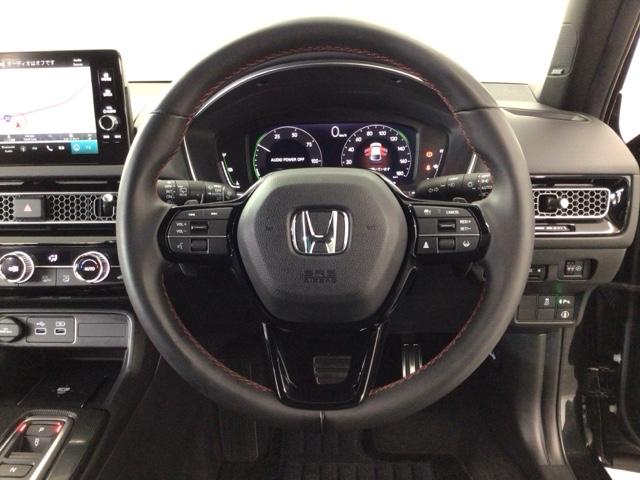 シビック ｅ：ＨＥＶ　ＬＥＤ・フルセグ・メモリナビ・バックカメラ・純正ＡＷ・ホンダＣＯＮＮＥＣＴ　盗難防止システム　クリアランスソナー　オートクルーズコントロール　地デジフルセグ　後カメラ　１オーナー車　ＵＳＢポート　禁煙（17枚目）