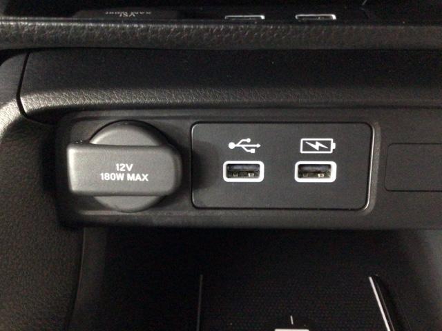 シビック ｅ：ＨＥＶ　ＬＥＤ・フルセグ・メモリナビ・バックカメラ・純正ＡＷ・ホンダＣＯＮＮＥＣＴ　盗難防止システム　クリアランスソナー　オートクルーズコントロール　地デジフルセグ　後カメラ　１オーナー車　ＵＳＢポート　禁煙（23枚目）