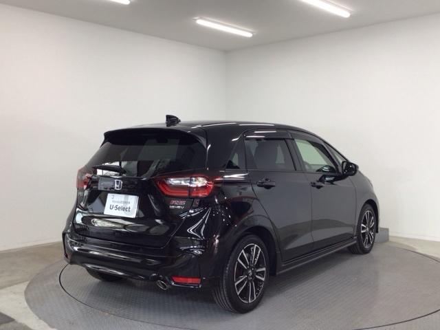 フィット ｅ：ＨＥＶＲＳ　デモカーＵＰ・ＬＥＤ・フルセグ・メモリナビ・純正ＡＷ・ホンダＣＯＮＮＥＣＴ　エアバッグ　ナビ＆ＴＶ　パワーウィンドウ　助手席エアバッグ　Ｄレコ　フルセグテレビ　ＬＥＤヘッドランプ　セキュリティアラーム（4枚目）