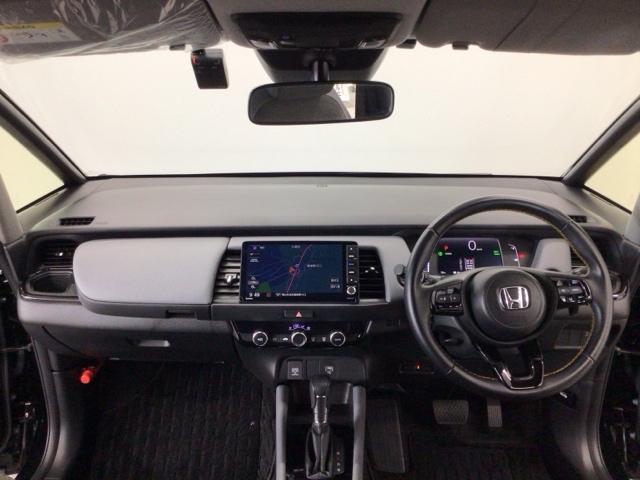 フィット ｅ：ＨＥＶＲＳ　デモカーＵＰ・ＬＥＤ・フルセグ・メモリナビ・純正ＡＷ・ホンダＣＯＮＮＥＣＴ　エアバッグ　ナビ＆ＴＶ　パワーウィンドウ　助手席エアバッグ　Ｄレコ　フルセグテレビ　ＬＥＤヘッドランプ　セキュリティアラーム（16枚目）