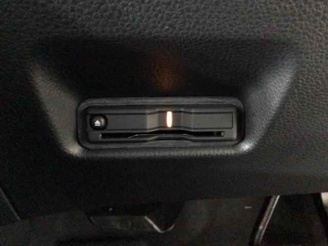 フィット ｅ：ＨＥＶＲＳ　デモカーＵＰ・ＬＥＤ・フルセグ・メモリナビ・純正ＡＷ・ホンダＣＯＮＮＥＣＴ　エアバッグ　ナビ＆ＴＶ　パワーウィンドウ　助手席エアバッグ　Ｄレコ　フルセグテレビ　ＬＥＤヘッドランプ　セキュリティアラーム（23枚目）