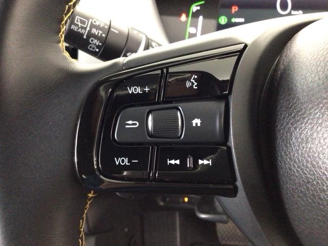 フィット ｅ：ＨＥＶＲＳ　デモカーＵＰ・ＬＥＤ・フルセグ・メモリナビ・純正ＡＷ・ホンダＣＯＮＮＥＣＴ　エアバッグ　ナビ＆ＴＶ　パワーウィンドウ　助手席エアバッグ　Ｄレコ　フルセグテレビ　ＬＥＤヘッドランプ　セキュリティアラーム（31枚目）