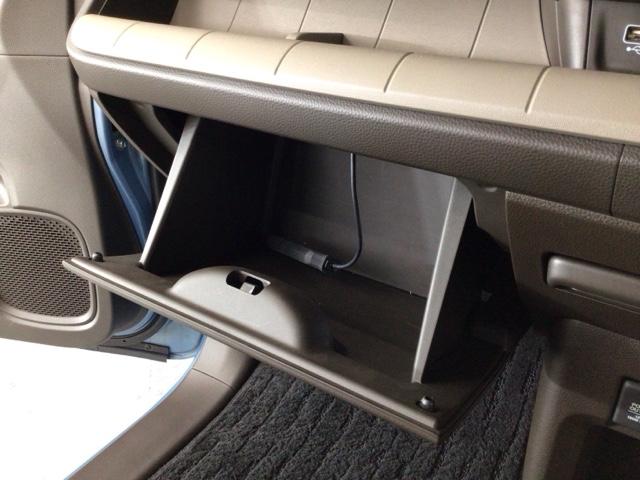 N-WGN Lホンダセンシング LED・フルセグ・メモリナビ・DVD・バックカメラ・シートヒーター・ETC ETC装備 Bモニタ 誤発進抑制 1オナ LEDランプ オートライト 横滑り防止機能 USBポート パーキングセンサー(30枚目)