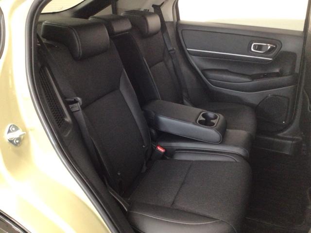 ヴェゼル e:HEVZ LED・フルセグ・メモリナビ・バックカメラ・純正AW・ホンダCONNECT 衝突回避支援ブレーキ機能 1オナ スマキ Pトランク フルオートエアコン エアバッグ 両席エアバック Rカメ LEDランプ(14枚目)