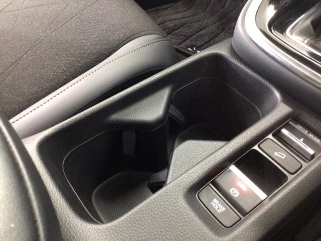 ヴェゼル e:HEVZ LED・フルセグ・メモリナビ・バックカメラ・純正AW・ホンダCONNECT 衝突回避支援ブレーキ機能 1オナ スマキ Pトランク フルオートエアコン エアバッグ 両席エアバック Rカメ LEDランプ(37枚目)