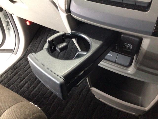 車が大好きなスタッフが心をこめて接客いたします。お客様一人一人のお車に対する思いや気持ちをうかがい、充実した時間が過ごせるよう努めます。