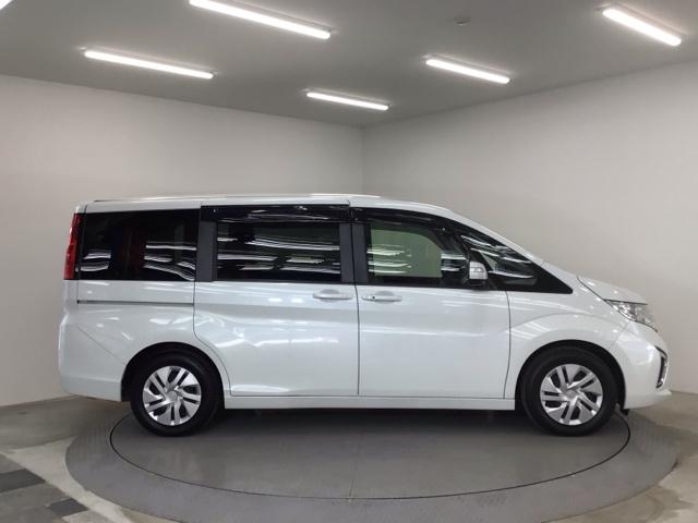 車が大好きなスタッフが心をこめて接客いたします。お客様一人一人のお車に対する思いや気持ちをうかがい、充実した時間が過ごせるよう努めます。