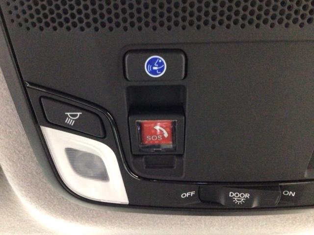 フィット e:HEVホーム LED・フルセグ・メモリナビ・バックカメラ・ホンダCONNECT・ETC 前後誤発進抑制機能 クリソナ 助手席エアバッグ 運転席エアバッグ アイドリングストップ LEDライト USB接続 ABS(9枚目)