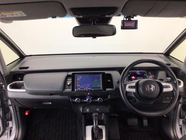 フィット e:HEVホーム LED・フルセグ・メモリナビ・バックカメラ・ホンダCONNECT・ETC 前後誤発進抑制機能 クリソナ 助手席エアバッグ 運転席エアバッグ アイドリングストップ LEDライト USB接続 ABS(16枚目)