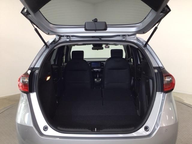 フィット e:HEVホーム LED・フルセグ・メモリナビ・バックカメラ・ホンダCONNECT・ETC 前後誤発進抑制機能 クリソナ 助手席エアバッグ 運転席エアバッグ アイドリングストップ LEDライト USB接続 ABS(27枚目)