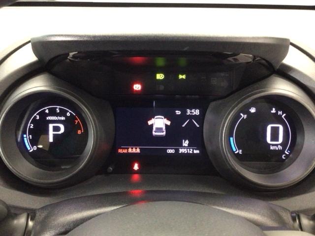 ヤリス G LED・ディスプレイオーディオ・スマートキー・バックカメラ・USB・ETC バックモニタ- 誤発進抑制機能 USB接続 地デジフルセグTV 禁煙車 オートライト 1オーナー車 盗難防止装置 キーレス(11枚目)