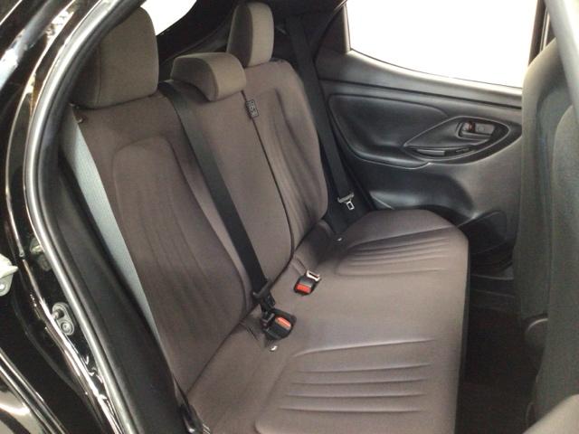 ヤリス G LED・ディスプレイオーディオ・スマートキー・バックカメラ・USB・ETC バックモニタ- 誤発進抑制機能 USB接続 地デジフルセグTV 禁煙車 オートライト 1オーナー車 盗難防止装置 キーレス(14枚目)