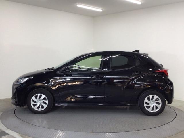 ヤリス G LED・ディスプレイオーディオ・スマートキー・バックカメラ・USB・ETC バックモニタ- 誤発進抑制機能 USB接続 地デジフルセグTV 禁煙車 オートライト 1オーナー車 盗難防止装置 キーレス(23枚目)