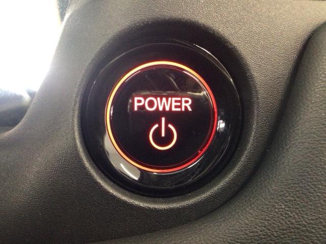 ヴェゼル ｅ：ＨＥＶＺ　ＬＥＤ・フルセグ・メモリナビ・電動リアゲート・純正ＡＷ・シートヒーター・ＥＴＣ　衝突回避支援ブレーキ機能　１オナ　スマキ　Ｐトランク　フルオートエアコン　エアバッグ　両席エアバック　Ｒカメ　ソナー（17枚目）