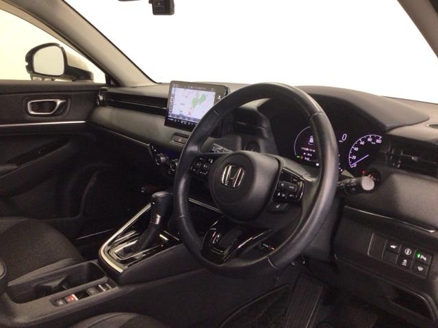 ヴェゼル ｅ：ＨＥＶＺ　ＬＥＤ・フルセグ・メモリナビ・電動リアゲート・純正ＡＷ・シートヒーター・ＥＴＣ　衝突回避支援ブレーキ機能　１オナ　スマキ　Ｐトランク　フルオートエアコン　エアバッグ　両席エアバック　Ｒカメ　ソナー（49枚目）