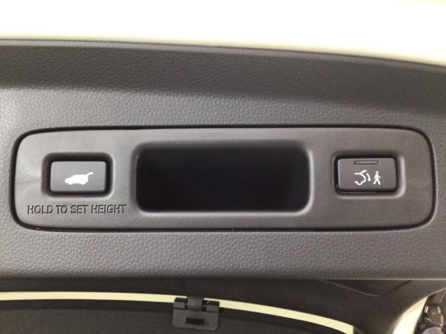 ヴェゼル ｅ：ＨＥＶＺ　ＬＥＤ・フルセグ・メモリナビ・電動リアゲート・純正ＡＷ・シートヒーター・ＥＴＣ　衝突回避支援ブレーキ機能　１オナ　スマキ　Ｐトランク　フルオートエアコン　エアバッグ　両席エアバック　Ｒカメ　ソナー（53枚目）