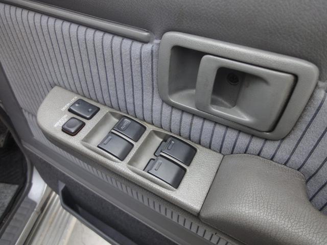 ランドクルーザープラド ＳＸワイド　マニュアル車（26枚目）