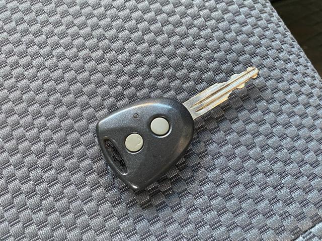 ハイゼットトラック ジャンボ ワンオーナー ユーザー買取車 翔プロデュースエアロ 荷台トノカバー リアルーフウイング キーレス LEDライト フロントフォグ パワステ パワーウィンドウ フロアオートマ マット バイザー 禁煙車(25枚目)