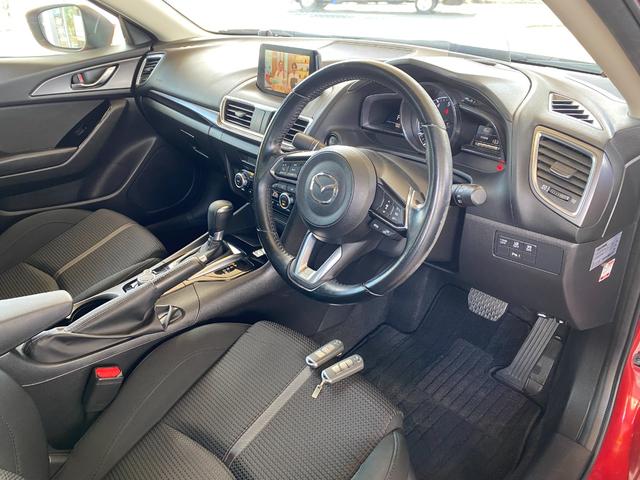 アクセラ 15Sプロアクティブ ワンオーナー ユーザー買取車 プッシュスタート スマートキー2個 SDナビ フルセグ ブルートゥース DVDビデオ 追従クルコン ヘッドアップディスプレイ ブラインドスポット 交通標識認識システム(9枚目)