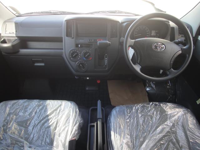 タウンエースバン GL 登録済み未使用車 スマアシ LEDヘッドライト フロアマット キーレス(8枚目)