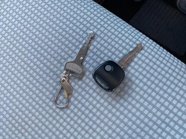 アルト L レーダーブレーキサポート装着車 ワンオーナー ユーザー買取車 キーレス スペアーキー シートヒーター アイドリングストップ ドラレコ 外品13インチアルミ 純正CD 禁煙車(17枚目)