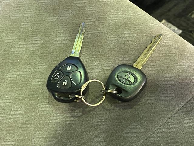 ハイエースワゴン グランドキャビン　１０人乗り　ユーザー買取車　パワースライド　ナビ　フルセグ　Ｂｌｕｅｔｏｏｔｈ　ＤＶＤビデオ再生　バックカメラ　ＥＴＣ　ＬＥＤライト　オートライト　リクライニングシート　ＡＣ１００Ｖ　コンビハンドル（20枚目）