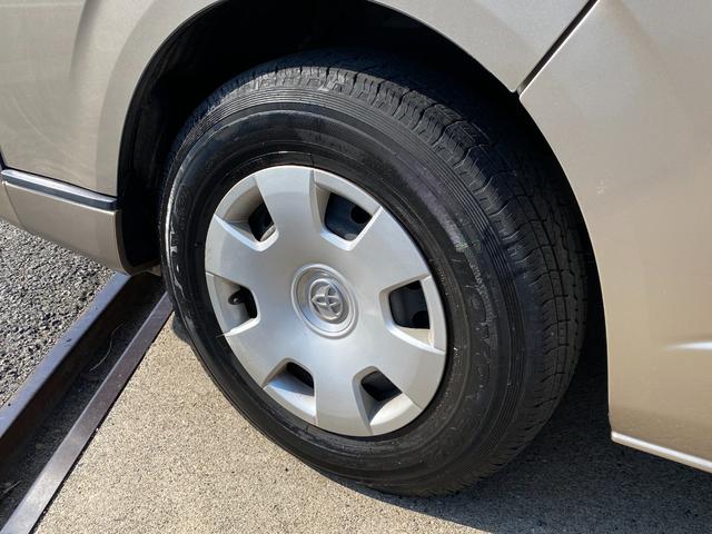 ハイエースワゴン グランドキャビン　１０人乗り　ユーザー買取車　パワースライド　ナビ　フルセグ　Ｂｌｕｅｔｏｏｔｈ　ＤＶＤビデオ再生　バックカメラ　ＥＴＣ　ＬＥＤライト　オートライト　リクライニングシート　ＡＣ１００Ｖ　コンビハンドル（27枚目）