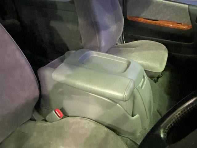 ハイエースワゴン グランドキャビン　１０人乗り　ユーザー買取車　パワースライド　ナビ　フルセグ　Ｂｌｕｅｔｏｏｔｈ　ＤＶＤビデオ再生　バックカメラ　ＥＴＣ　ＬＥＤライト　オートライト　リクライニングシート　ＡＣ１００Ｖ　コンビハンドル（31枚目）