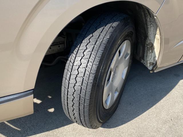 ハイエースワゴン グランドキャビン　１０人乗り　ユーザー買取車　パワースライド　ナビ　フルセグ　Ｂｌｕｅｔｏｏｔｈ　ＤＶＤビデオ再生　バックカメラ　ＥＴＣ　ＬＥＤライト　オートライト　リクライニングシート　ＡＣ１００Ｖ　コンビハンドル（48枚目）