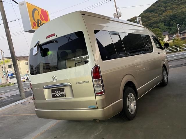 ハイエースワゴン グランドキャビン　１０人乗り　ユーザー買取車　パワースライド　ナビ　フルセグ　Ｂｌｕｅｔｏｏｔｈ　ＤＶＤビデオ再生　バックカメラ　ＥＴＣ　ＬＥＤライト　オートライト　リクライニングシート　ＡＣ１００Ｖ　コンビハンドル（51枚目）
