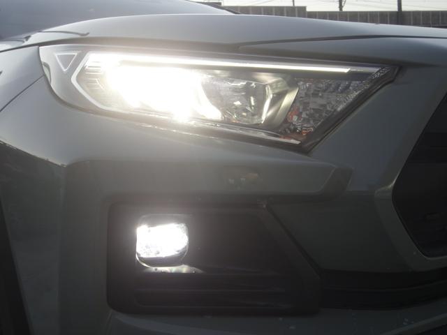 RAV4 アドベンチャー 買取車 禁煙車 サンルーフ ディスプレイオーディオ パワーシート シートベンチレーション パワーバックドア(5枚目)