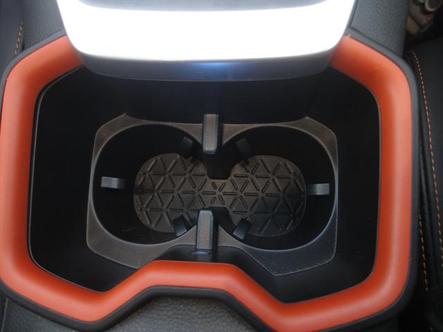 RAV4 アドベンチャー 買取車 禁煙車 サンルーフ ディスプレイオーディオ パワーシート シートベンチレーション パワーバックドア(17枚目)