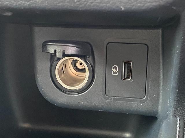 キックス Ｘ　ワンオーナーユーザー買取車　プッシュスタート　インテリキー２個　アラウンドモニター　純正９インチＳＤナビ　フルセグ　Ｂｌｕｅｔｏｏｔｈ　ＤＶＤビデオ　デジタルインナーミラー　連動ドラレコ　ＥＴＣ２．０（23枚目）