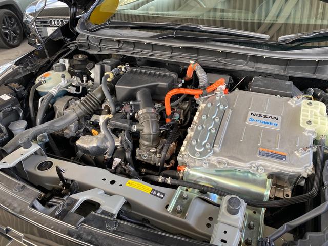 キックス Ｘ　ワンオーナーユーザー買取車　プッシュスタート　インテリキー２個　アラウンドモニター　純正９インチＳＤナビ　フルセグ　Ｂｌｕｅｔｏｏｔｈ　ＤＶＤビデオ　デジタルインナーミラー　連動ドラレコ　ＥＴＣ２．０（78枚目）