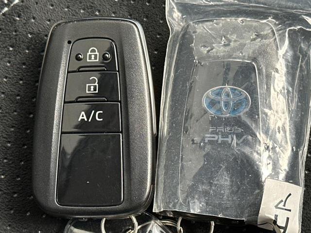 S GRスポーツ 純正 9インチ ナビ/トヨタセーフティセンス/シートヒーター 前席/車線逸脱防止支援システム/シート ハーフレザー/ヘッドランプ LED/Bluetooth接続/ETC/EBD付ABS バックカメラ(18枚目)