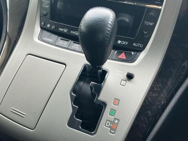ヴェルファイア ２．４Ｚ　社外　９インチ　ＳＤナビ／フリップダウンモニター　社外　１０．２インチ／両側電動スライドドア／ドライブレコーダー　前後／ヘッドランプ　ＨＩＤ／Ｂｌｕｅｔｏｏｔｈ接続／ＥＴＣ／ＥＢＤ付ＡＢＳ　ＤＶＤ再生（18枚目）