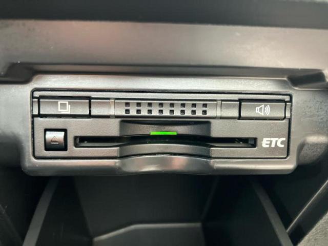 ヴェルファイア ２．４Ｚ　社外　９インチ　ＳＤナビ／フリップダウンモニター　社外　１０．２インチ／両側電動スライドドア／ドライブレコーダー　前後／ヘッドランプ　ＨＩＤ／Ｂｌｕｅｔｏｏｔｈ接続／ＥＴＣ／ＥＢＤ付ＡＢＳ　ＤＶＤ再生（26枚目）