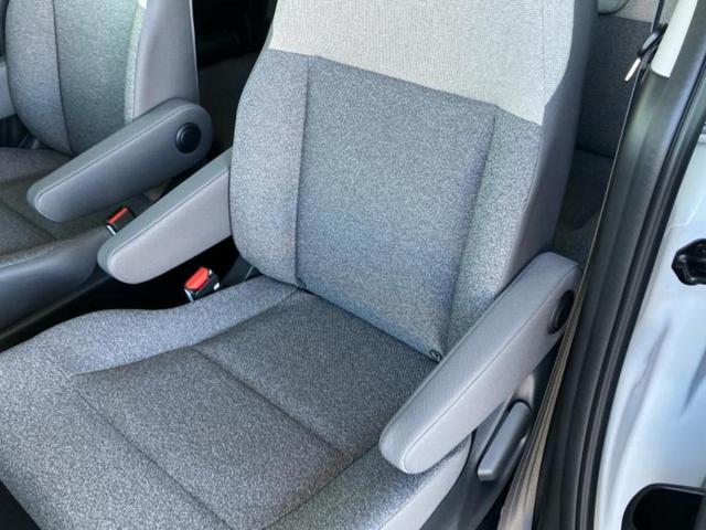 フリード AIR 保証書/純正 8インチ ナビ/ホンダセンシング/両側電動スライドドア/車線逸脱防止支援システム/パーキングアシスト バックガイド/登録済/ヘッドランプ LED/USBジャック 衝突被害軽減システム(34枚目)