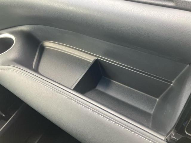 ＷＥＣＡＲＳでは各商談席に大型モニターをご用意しております！見やすい大画面でゆったりと全国の在庫をご覧いただけます！是非ご来店お待ちしております！