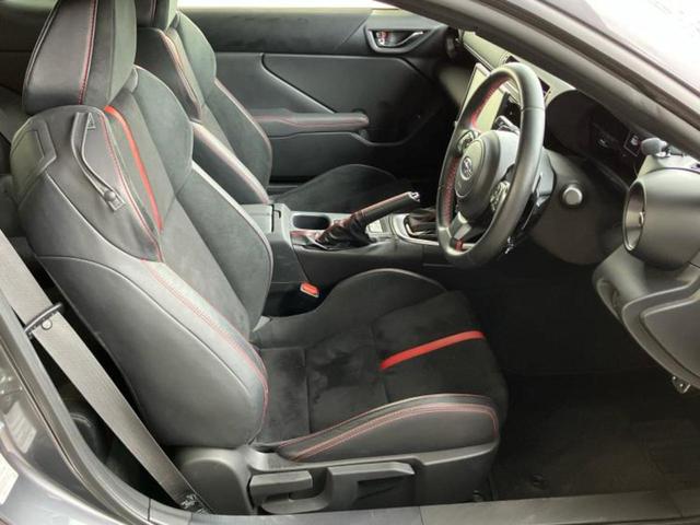 BRZ S ディスプレイオーディオ10インチ/アイサイト/シートヒーター/車線逸脱防止支援システム/シート ハーフレザー/ドライブレコーダー 社外/ヘッドランプ LED/USBジャック 衝突被害軽減システム(5枚目)