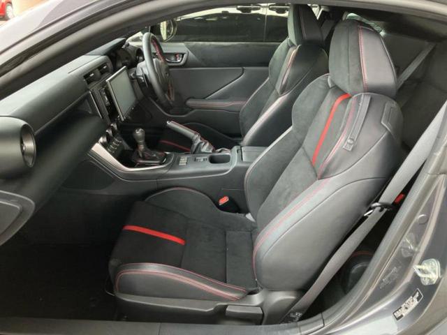 BRZ S ディスプレイオーディオ10インチ/アイサイト/シートヒーター/車線逸脱防止支援システム/シート ハーフレザー/ドライブレコーダー 社外/ヘッドランプ LED/USBジャック 衝突被害軽減システム(6枚目)