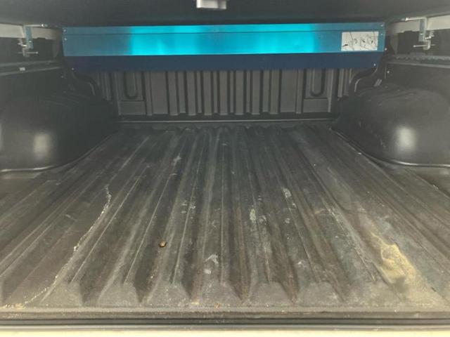 ハイラックス 4WD Z ディスプレイオーディオ10インチ/衝突安全装置/車線逸脱防止支援システム/ドライブレコーダー 360°/ヘッドランプ LED/USBジャック/Bluetooth接続/ETC/EBD付ABS 4WD(19枚目)