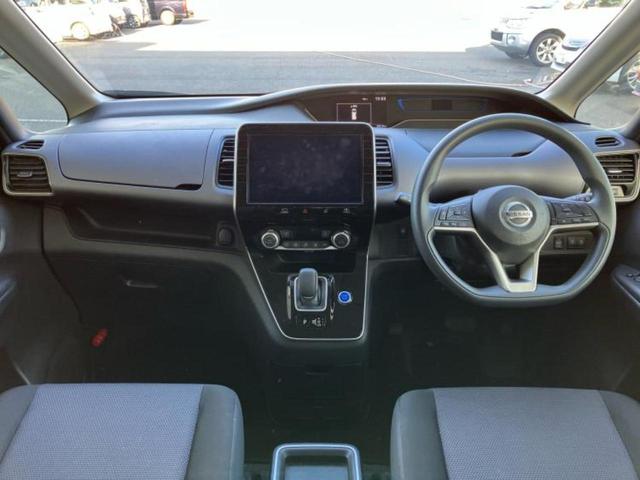 セレナ eパワーXV 新品タイヤ/保証書/純正 9インチ SDナビ/エマージェンシーブレーキ/両側電動スライドドア/アラウンドビューモニター/車線逸脱防止支援システム/ドライブレコーダー 前後/Bluetooth接続(4枚目)