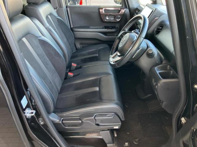 N-BOXカスタム G・Lターボホンダセンシング 新品タイヤ/社外 SDナビ/ホンダセンシング/両側電動スライドドア/シートヒーター 前席/車線逸脱防止支援システム/シート ハーフレザー/パーキングアシスト バックガイド ターボ 衝突被害軽減システム(5枚目)