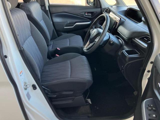 ソリオ ハイブリッドＭＺ　新品タイヤ／保証書／純正　ＳＤナビ／衝突安全装置／両側電動スライドドア／シートヒーター／車線逸脱防止支援システム／ヘッドランプ　ＬＥＤ／ＥＴＣ／ＥＢＤ付ＡＢＳ／横滑り防止装置／アイドリングストップ（5枚目）