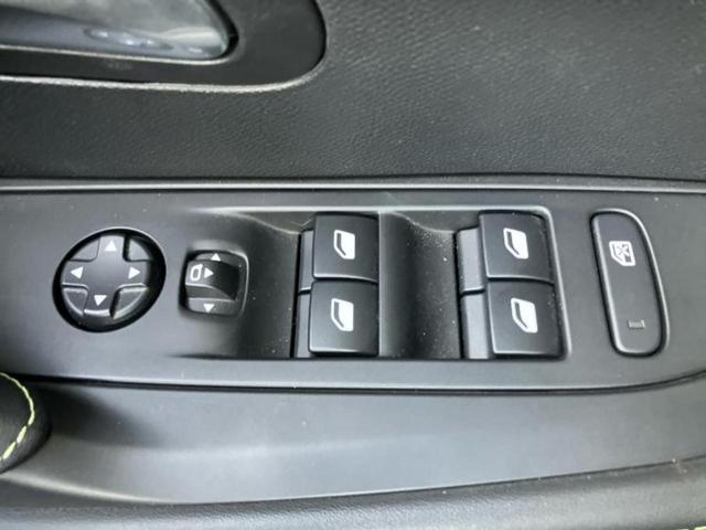 ２０８ ２０８ＧＴプレミアムエディション　パノラマルーフ／保証書／純正　メモリーナビ／衝突安全装置／シートヒーター　前席／車線逸脱防止支援システム／シート　ハーフレザー／ドライブレコーダー　社外／ヘッドランプ　ＬＥＤ　サンルーフ　ターボ（21枚目）